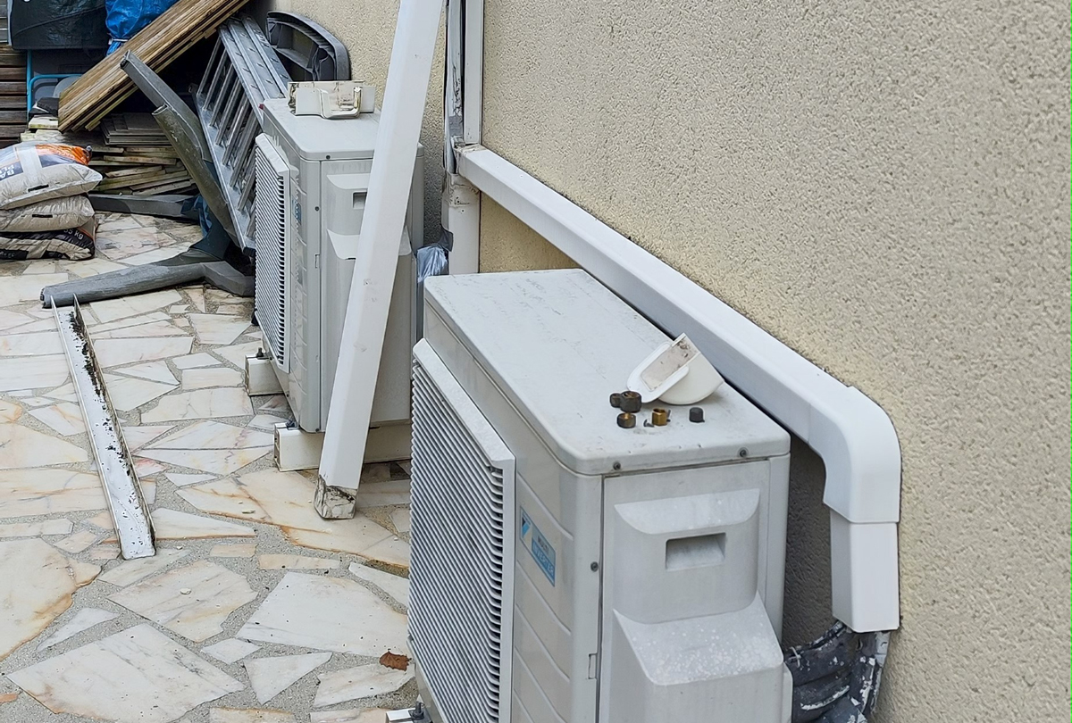 Dépannage d'un tri-splits DAIKIN à Bussy Saint Georges - déplacement de l'unité intérieure (77600)