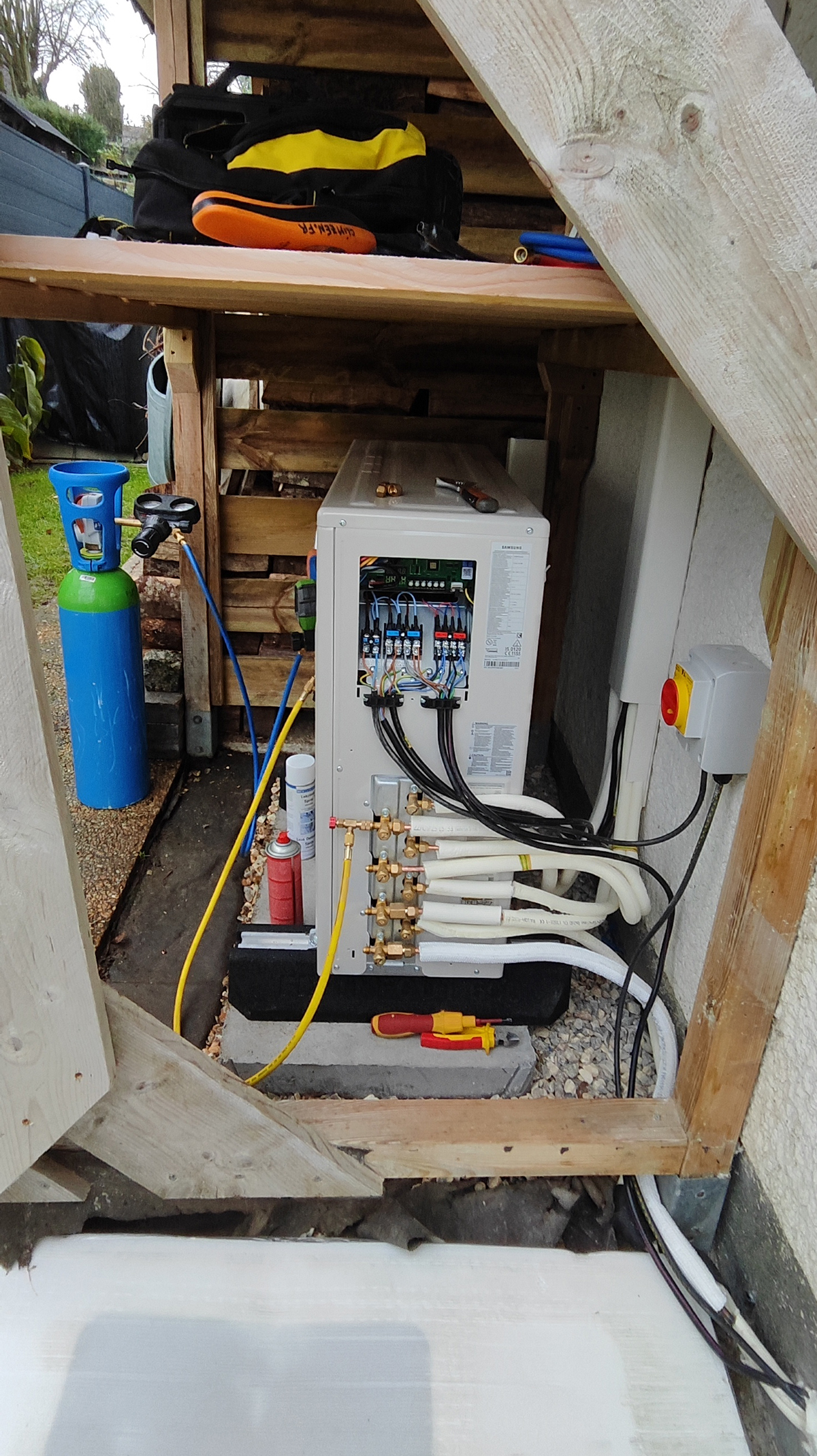 Installation d'un quadri-splits SAMSUNG à Dammartin en Goële (77230)