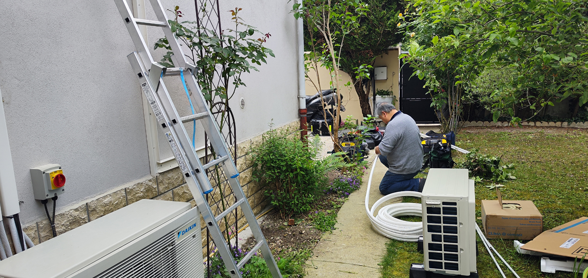 Installation monosplit DAIKIN à Chelles