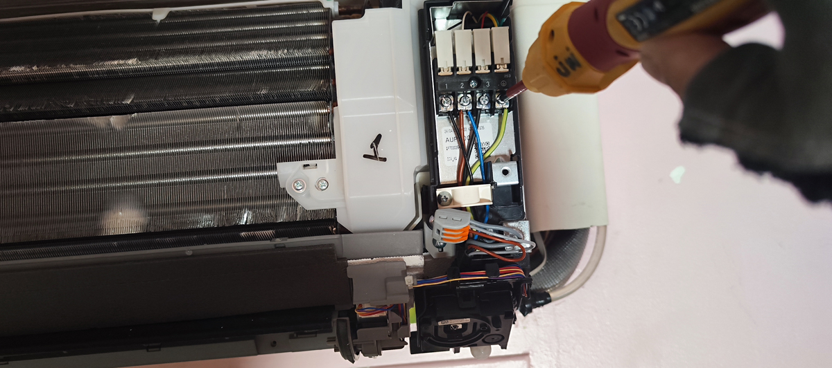 Maintenance préventive Quintuple-Splits DAIKIN à Favières